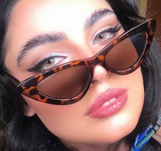 لنز چشم دهب مدل لومیر براون کد 17 رنگ عسلی روشن